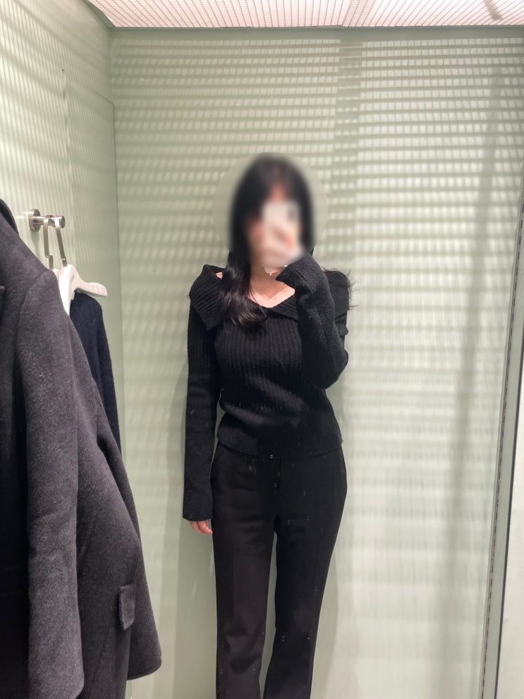  레이브 오프숄더 겨울 블랙 니트 오픈숄더  off shoulder ribbed knit black