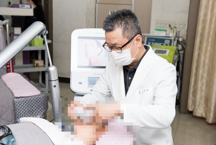  낙성대역더블로리프팅, 눈주위의 난이도 높은 부위도 리프팅 효과를 볼 수 있는 신림인근피부과