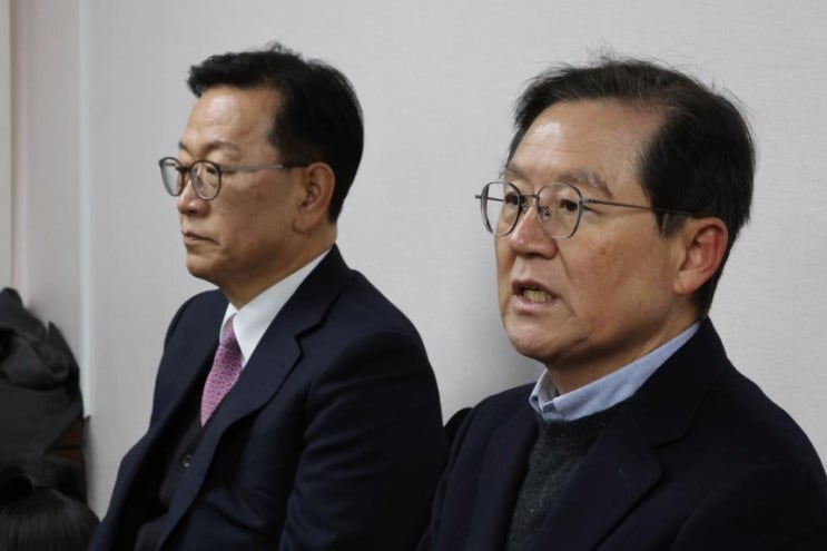 심판 기대 어려워” <b>정계선 재판관 기피</b>, 무더기 이의<b>신청</b>