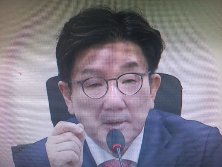 <b>국민의힘</b> 권성동 ‘비상<b>계엄</b>특검법’ <b>논의</b>, 절대 안 돼... 