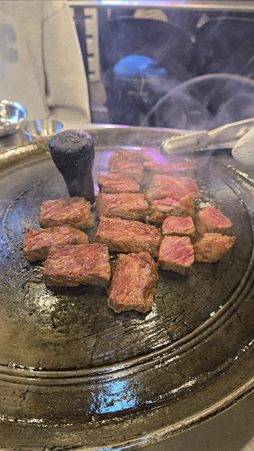  별내 맛집 목구멍 남양주점 직접 구워주는 솥뚜껑 삼겹살, 갈비본살