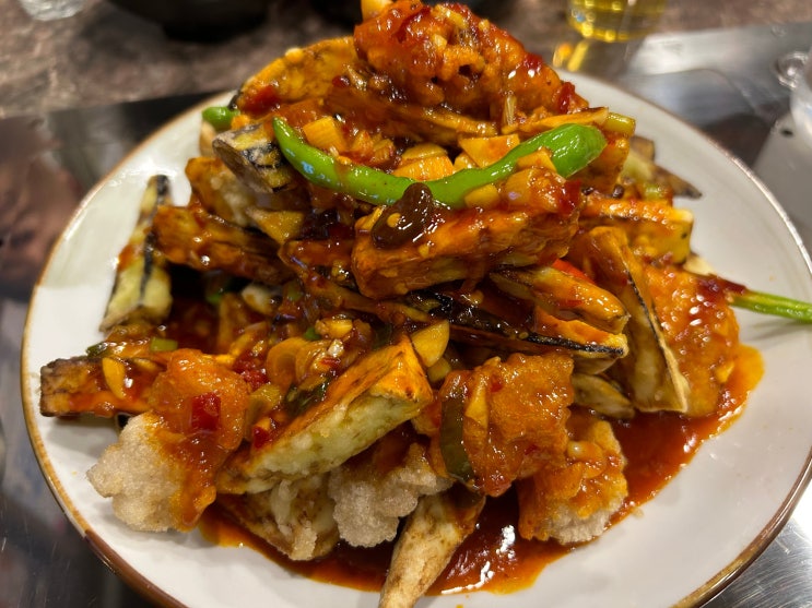  좋은 술과 함께 하는 술자리, 콜키지프리 회기역 중국요리 맛집 <정가양갈비> (지삼선, 마파두부)