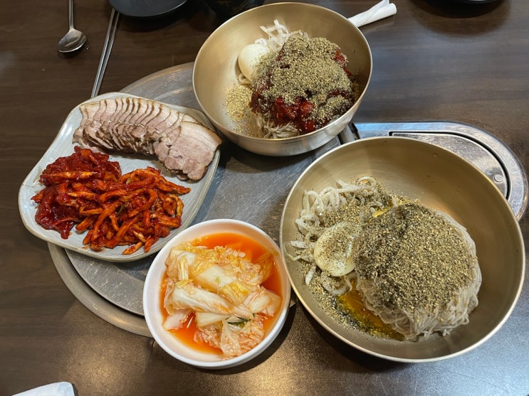  과천 선바위 맛집 아기도 좋아하는 메밀장터 들기름막국수~