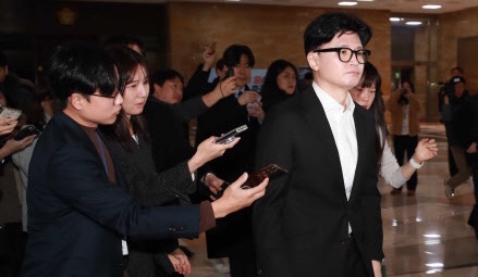 <b>홍준표 트럼프 취임식 참석</b>하겠다는 이유는?…워싱턴 방문 일정... 