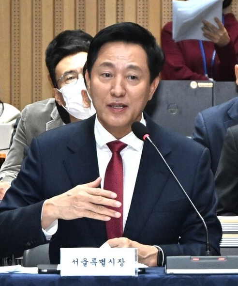 <b>오세훈</b> 시장은 14일... 지역의 <b>토지거래허가구역 해제</b>를... 