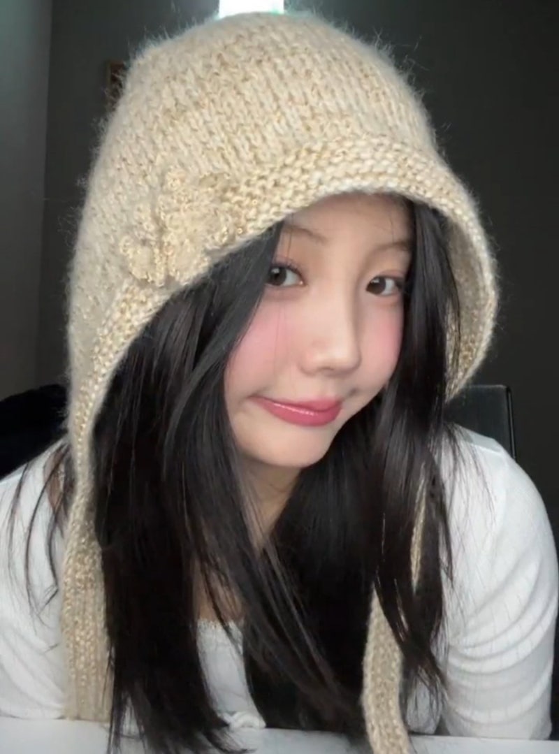 아일릿 원희 위버스 라이브 속 모자 정보 여기요!