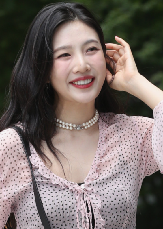 <b>레드벨벳 조이</b> 아이린 슬기... SM <b>재계약</b> 체결! 팬들에게 전한... 