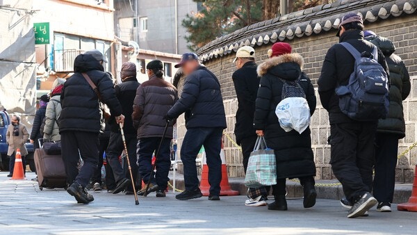 '노후 대비에 사망보험금 쓴다'···종신보험 다시 활기 찾나 '노후 대비에 사망보험금 쓴다'···종신보험 다시 활기 찾나