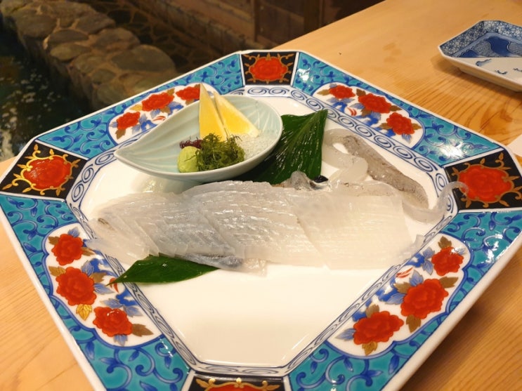 일본 후쿠오카 맛집 카와타로 나카스 본점 오징어회 솔직후기 일본 후쿠오카 맛집 카와타로 나카스 본점 오징어회 솔직후기