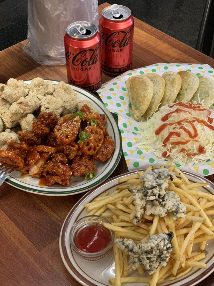  고터맛집 고속터미널맛집 일반 프랜차이즈와 근본적으로 다른  ‘효도치킨 강남고속버스터미널점’
