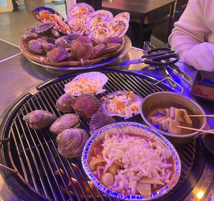  [을왕리 맛집] 불타는 조개구이에서 조개살 가득한 커플세트 먹은 후기
