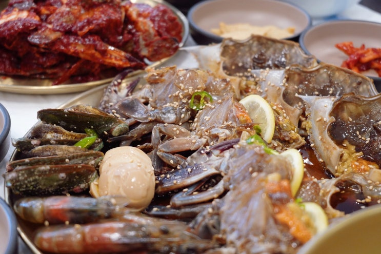  여수 간장게장 현지인 백반 아침식사 여수 게장 무한리필