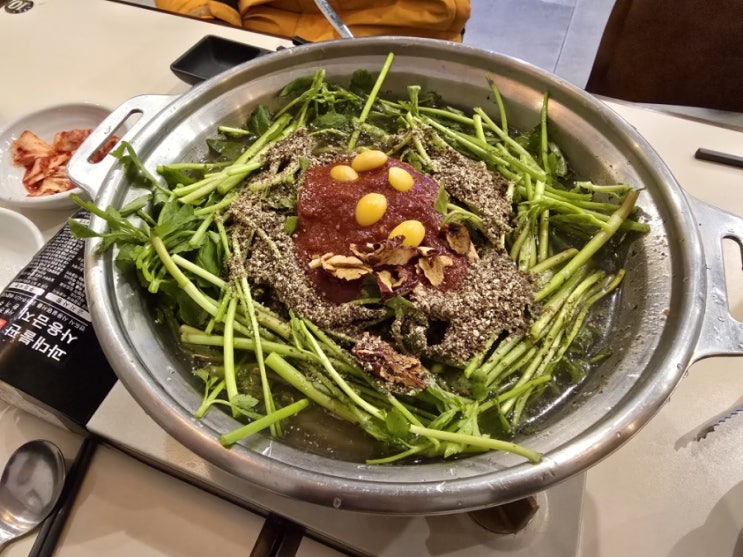  동탄 오리고기 청도미나리식당 아이와 오리전골 먹은 후기