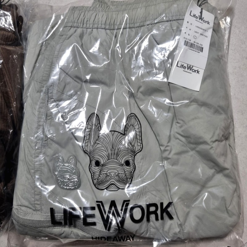 에지 있는 데일리룩 라이프워크(Life work) 치마 구매후기