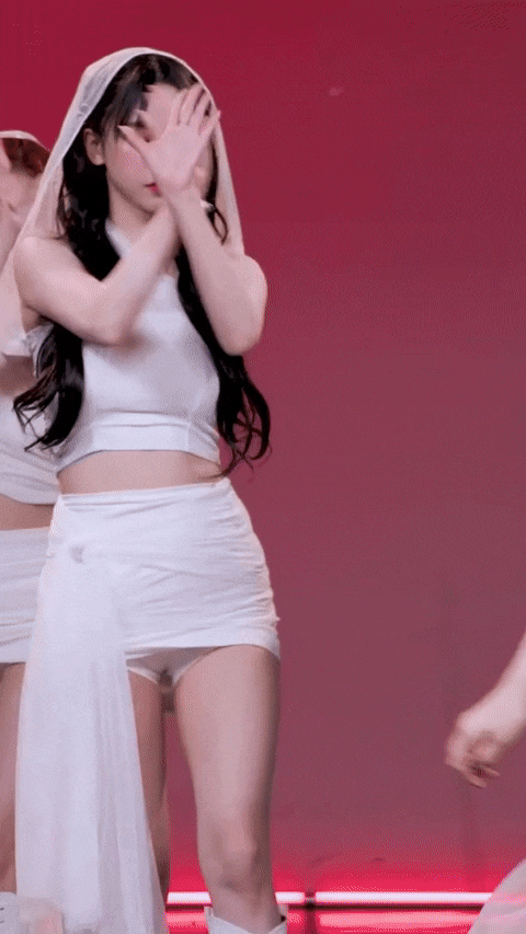 에스파 카리나 순백색 속바지