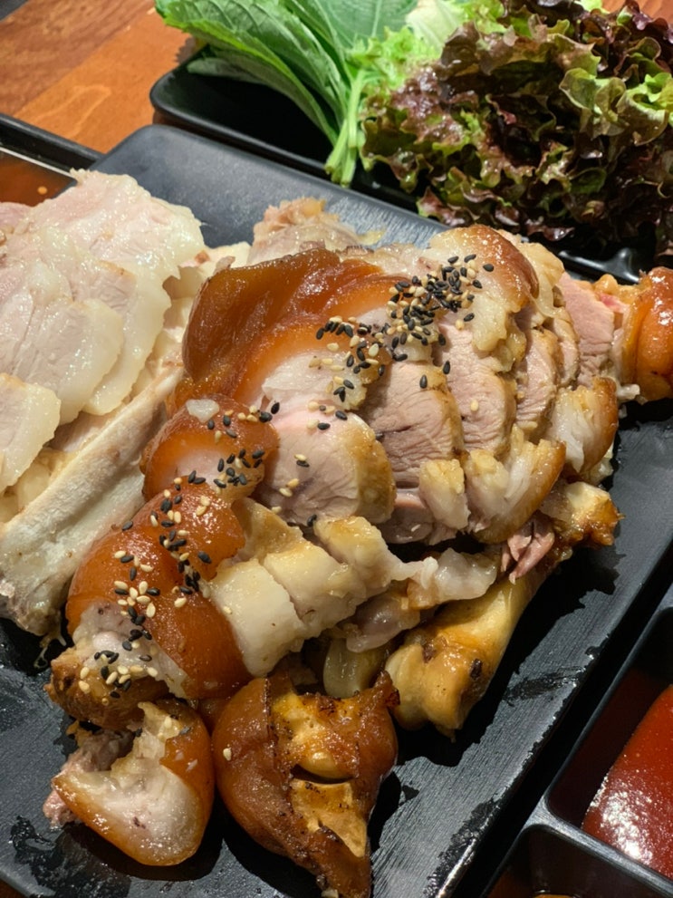  잡내 없는 탱글한 족발 맛집 영등포 맛집 ‘귀한족발 영등포점’