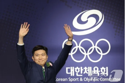 <b>유승민</b>, 제42대 대한<b>체육회장 당선</b>…“체육계 변화와 미래... 
