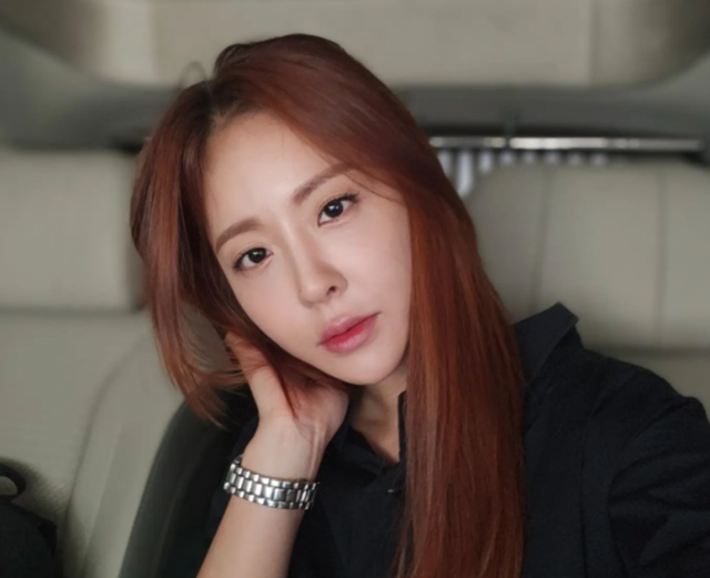 <b>진예솔</b>, <b>음주운전</b> 자숙 중 <b>결혼</b>…“미숙함과 이기심, 진심으로... 