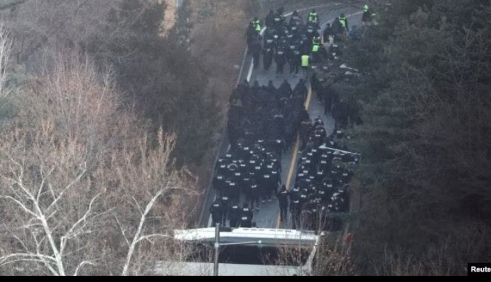 속보 윤대통령 체포 수용 묵비권 행사 예측 체포를 수용할 결심 속보 윤대통령 체포 수용 묵비권 행사 예측 체포를 수용할 결심