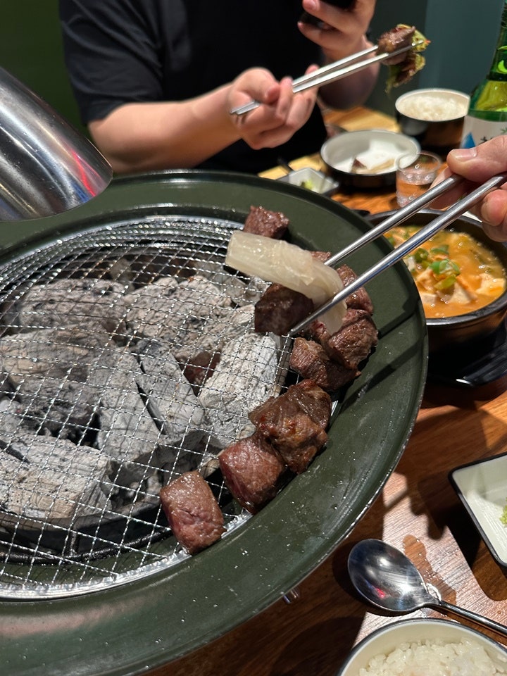 화로에 소고기 구워먹는 다산맛집 담가화로구이 다산점