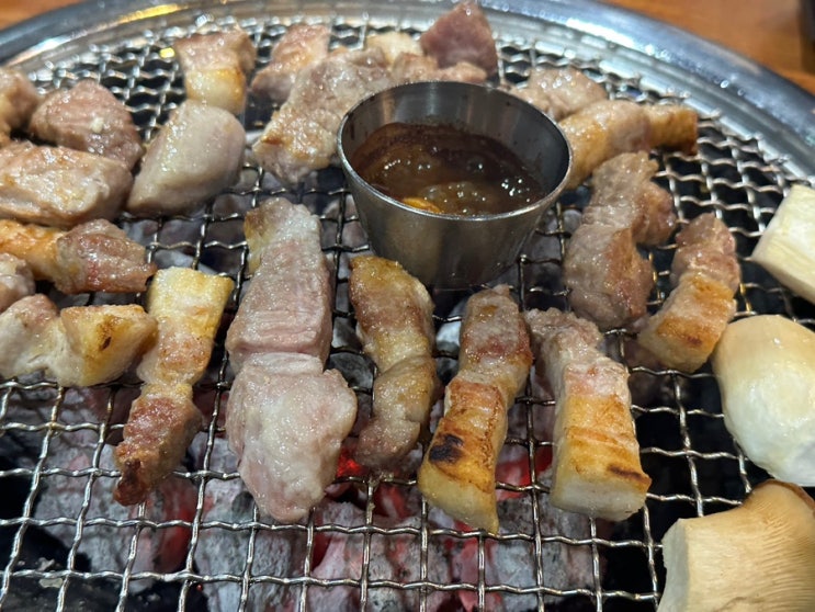  아산 둔포 삼겹살 맛집 육달둔포점