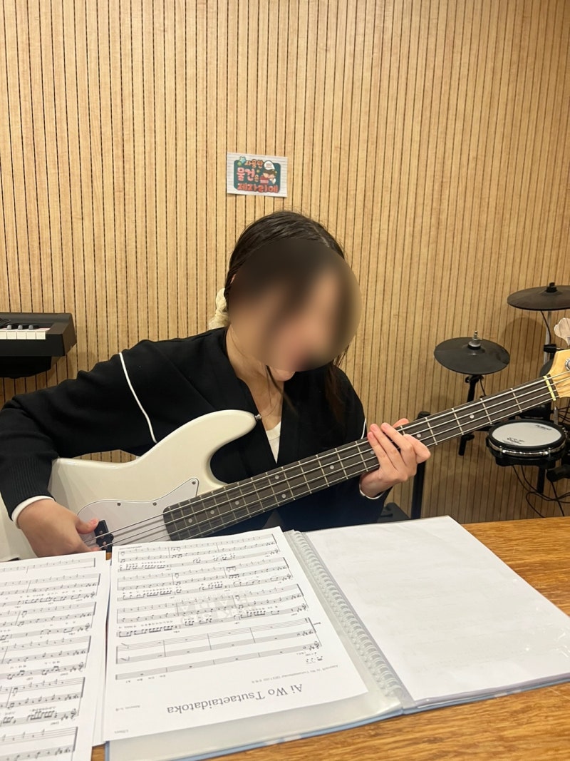 🎸베이스 기타, 음악의 숨은 주역을 소개합니다! [울산 베이스학원 딩가라운지] : 네이버 블로그