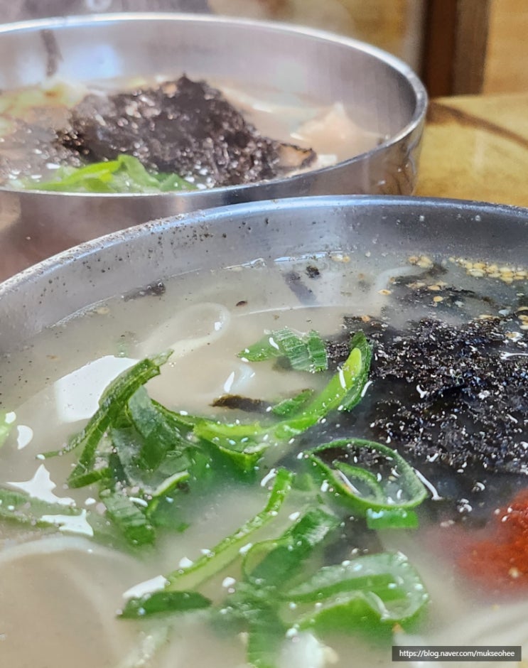  중앙시장 맛집 원주 김치만두 칼국수 만둣국 점심 웨이팅