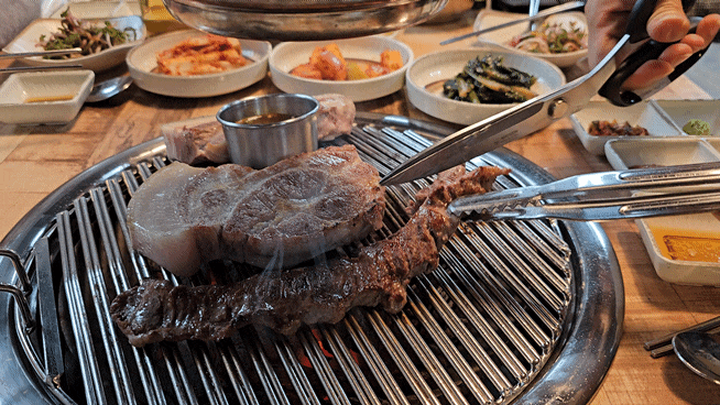  [제주] 서귀포에서 만난 흑돼지의 참맛, '흑돈세상수라간' 데이트,단체식사 및 부모님 모시기에도 좋아요!