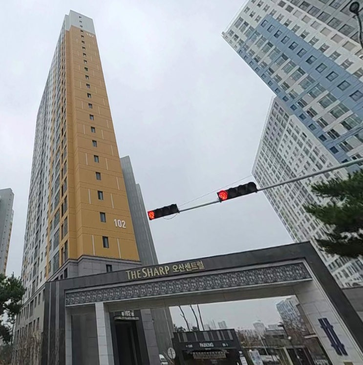  오산 더샵오산센트럴 벽면 크랙 보수와 페인트로 인테리어 효과까지