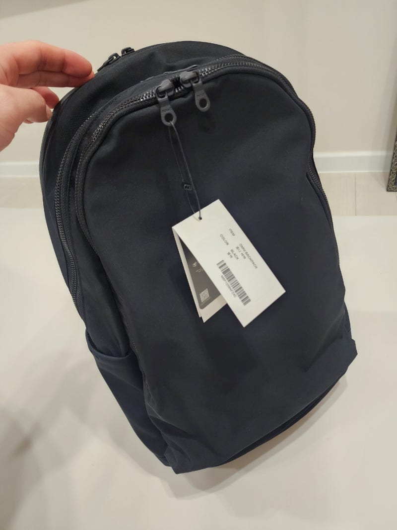 마지언타이틀 옴니백팩(omni backpack) 으로 비스니스와 캐주얼 실용성 둘 다 잡는 가방