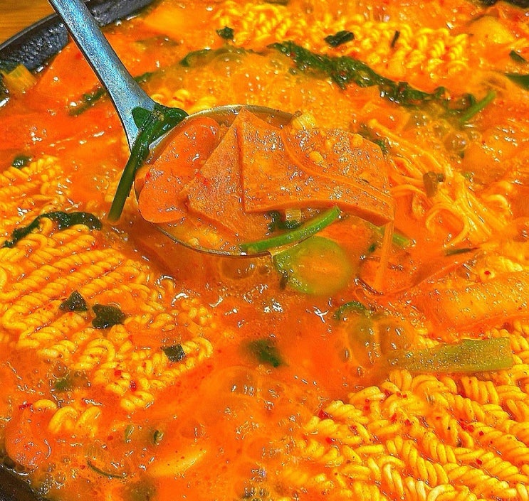  인천 부평 청천동 산곡역 맛집, 내돈내산 가성비 찐맛집 솥뚜껑의정부부대찌개 솔직후기