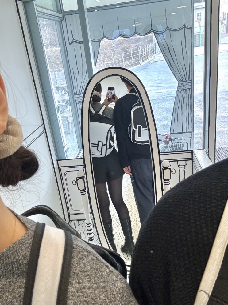  강릉 이색 데이트 그림카페 방문 후기