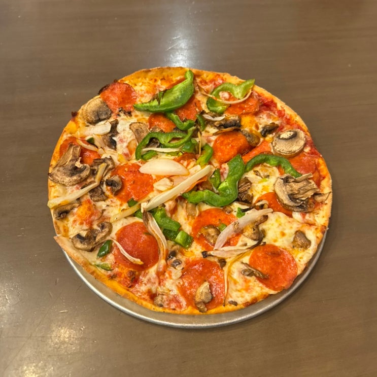  그랜드캐년 맛집 We Cook Pizza and Pasta