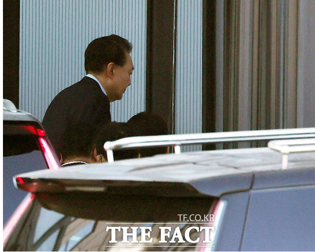법원 "공수처 尹체포 정당하다"…<b>체포적부심 기각</b>