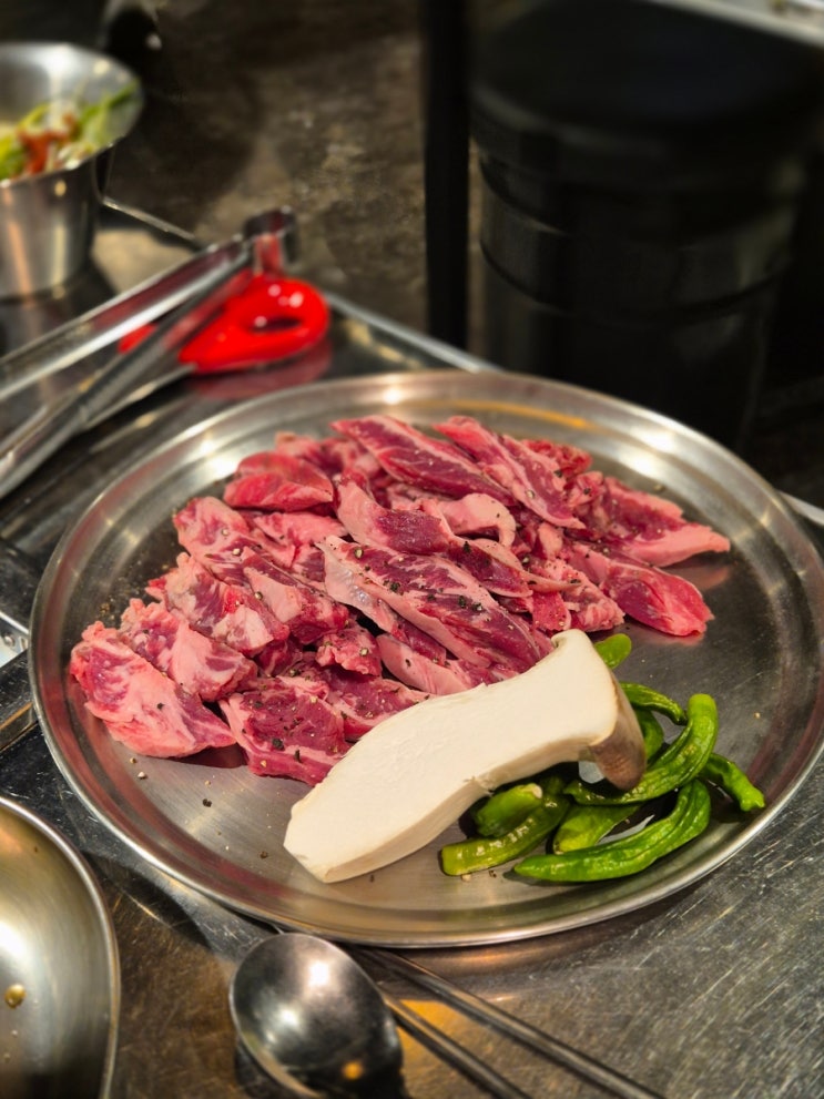  구리 삼겹살 맛집 숙성고기 전문점 대접에서 소갈비살 먹어보기