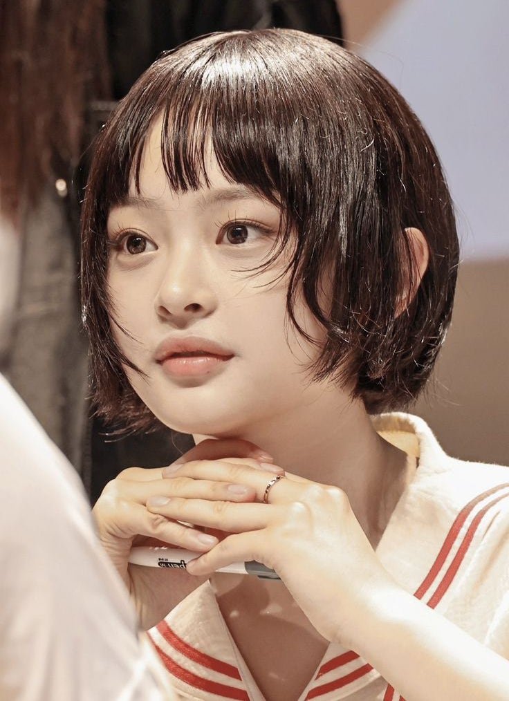 뉴진스 하니 단발머리 단발펌 단발레이어드가 잘 어울리는 둥근얼굴형?