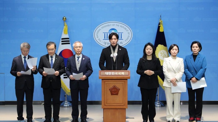 권영세 "<b>이재명 선거법 2심</b> 3개월 안에 끝내야"...民 "尹 옹호... 