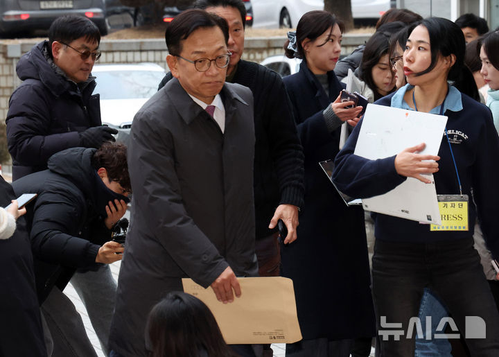 “尹체포 적법”에…<b>공수처</b>, 오늘 <b>구속영장</b> 청구할듯