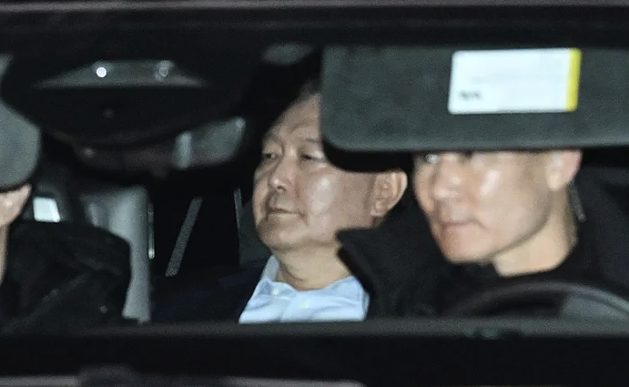 <b>윤석열</b> 대통령 영장실질심사, 내일 오후 2시 진행…<b>불출석</b>... 