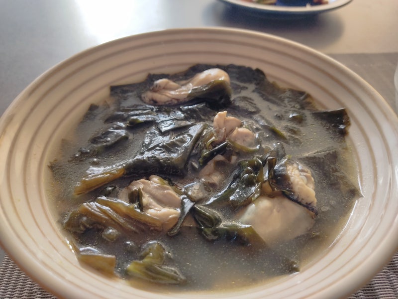 따뜻한 국물 요리, 굴 미역국 끓이기, 굴 미역국 레시피