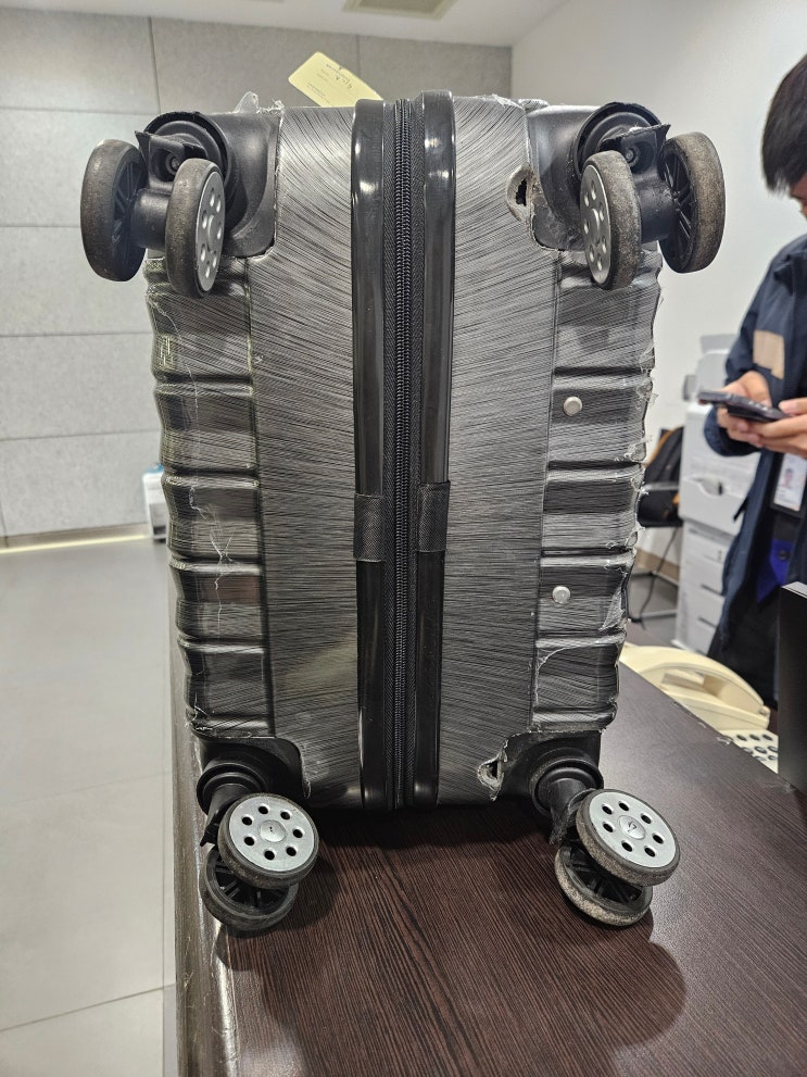  티웨이 항공 대만 타이중 공항 캐리어 파손 후기, 보상 신청 방법