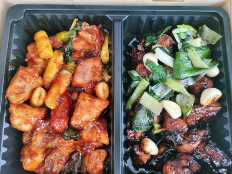  내돈내산 감탄계 숯불구이 치킨 블랙데리/양념구이 반반 추천