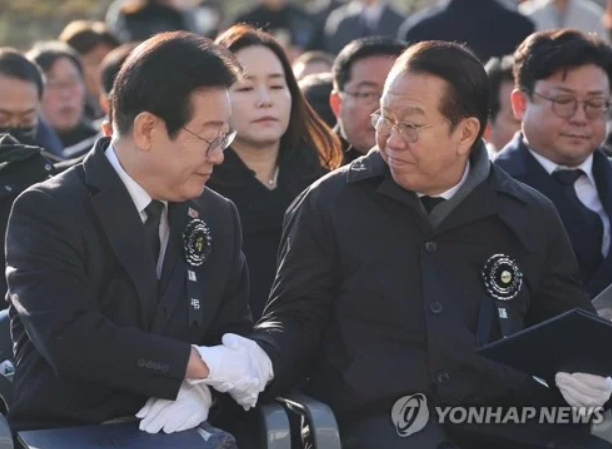 국민의힘 39%·<b>민주당</b> 36%. 정당 지지율 역전. <b>중도층</b>은? <b>탄핵</b>... 