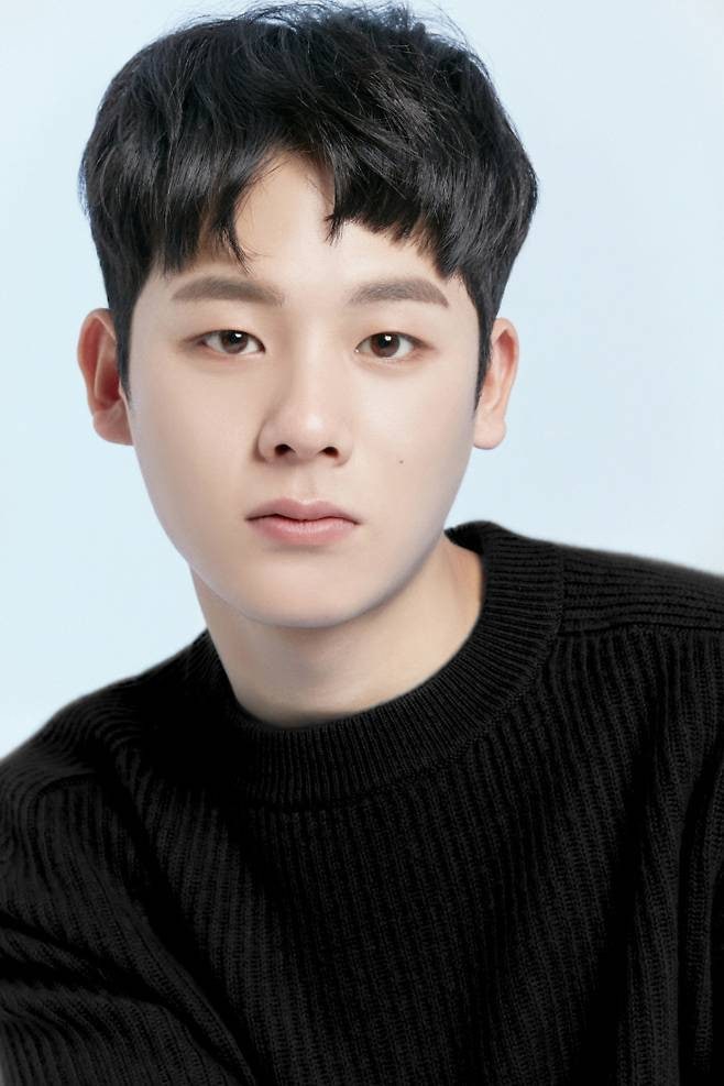 배우 이정하: 갈수록 다양한 캐릭터를 소화하고 연기력을 좋아하는 배우