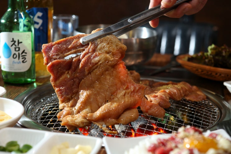  양평시장 대표맛집에서 즐기는 프리미엄 수제돼지갈비