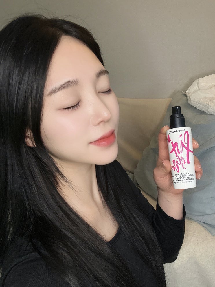  촉촉한 메이크업 픽서 추천! 맥 픽스 플러스 스테이 오버 사용 후기