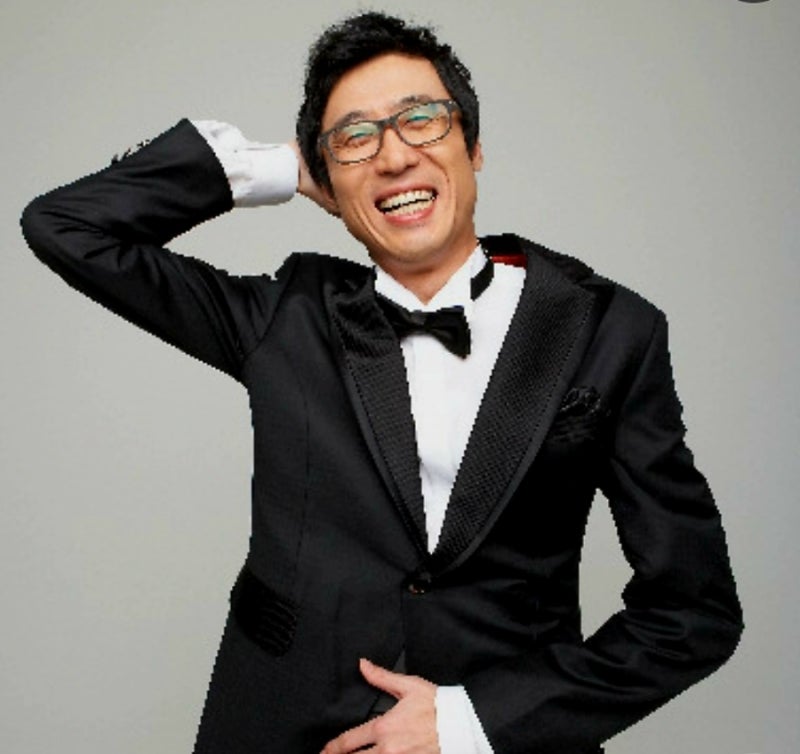 약골 캐릭터와 재치 있는 입담으로 많은 사랑받고 있는 개그맨 이윤석 행사 mc 강연 섭외 추....