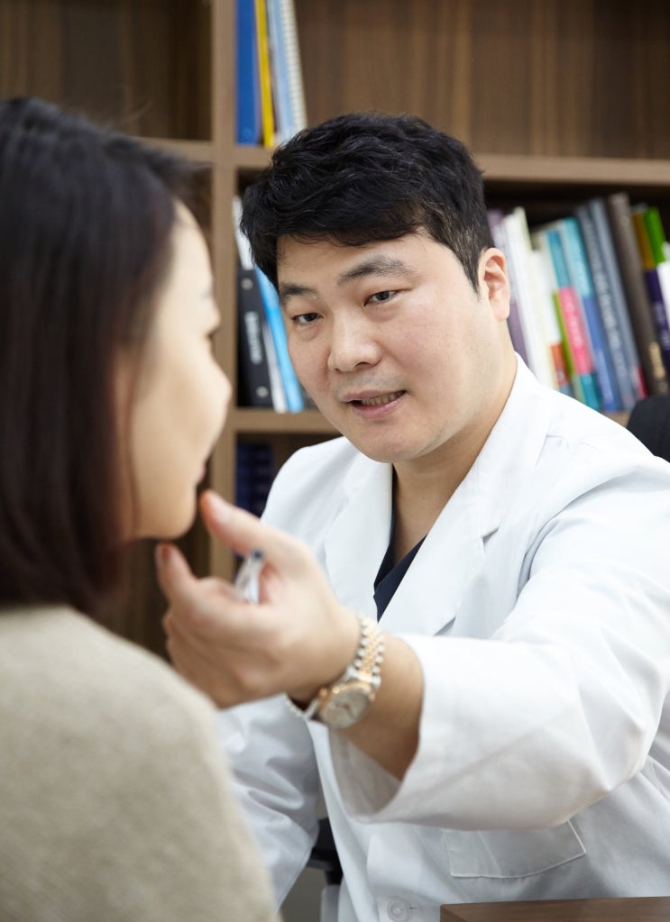  평촌풀페이스필러 베베필, 얼굴라인의 균형을 잡고 피부탄력도 함께 개선하고 싶다면 과천역인근피부과