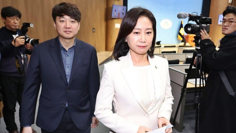 개혁신당 허은아 당대표 해임 두고 이준석과 설전 나이 학력 고향 프로필