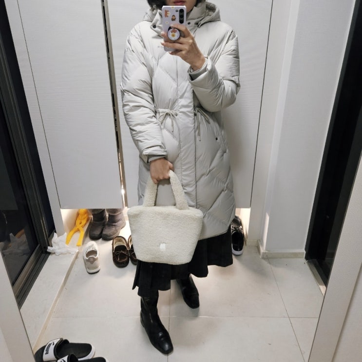 겨울 양털토트백 , 룩캐스트 라일리 플러피 백 구매후기